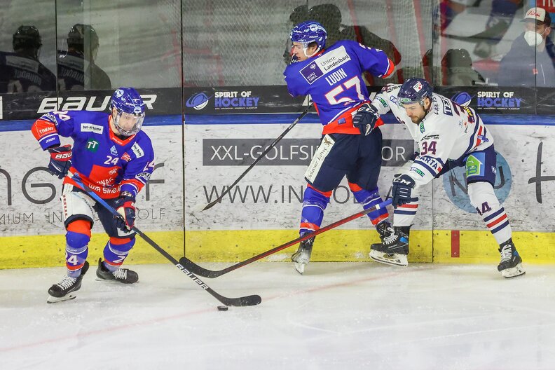 ICE HOCKEY, ICE Hockey League, HC Innsbruck vs Hydro Fehervar AV