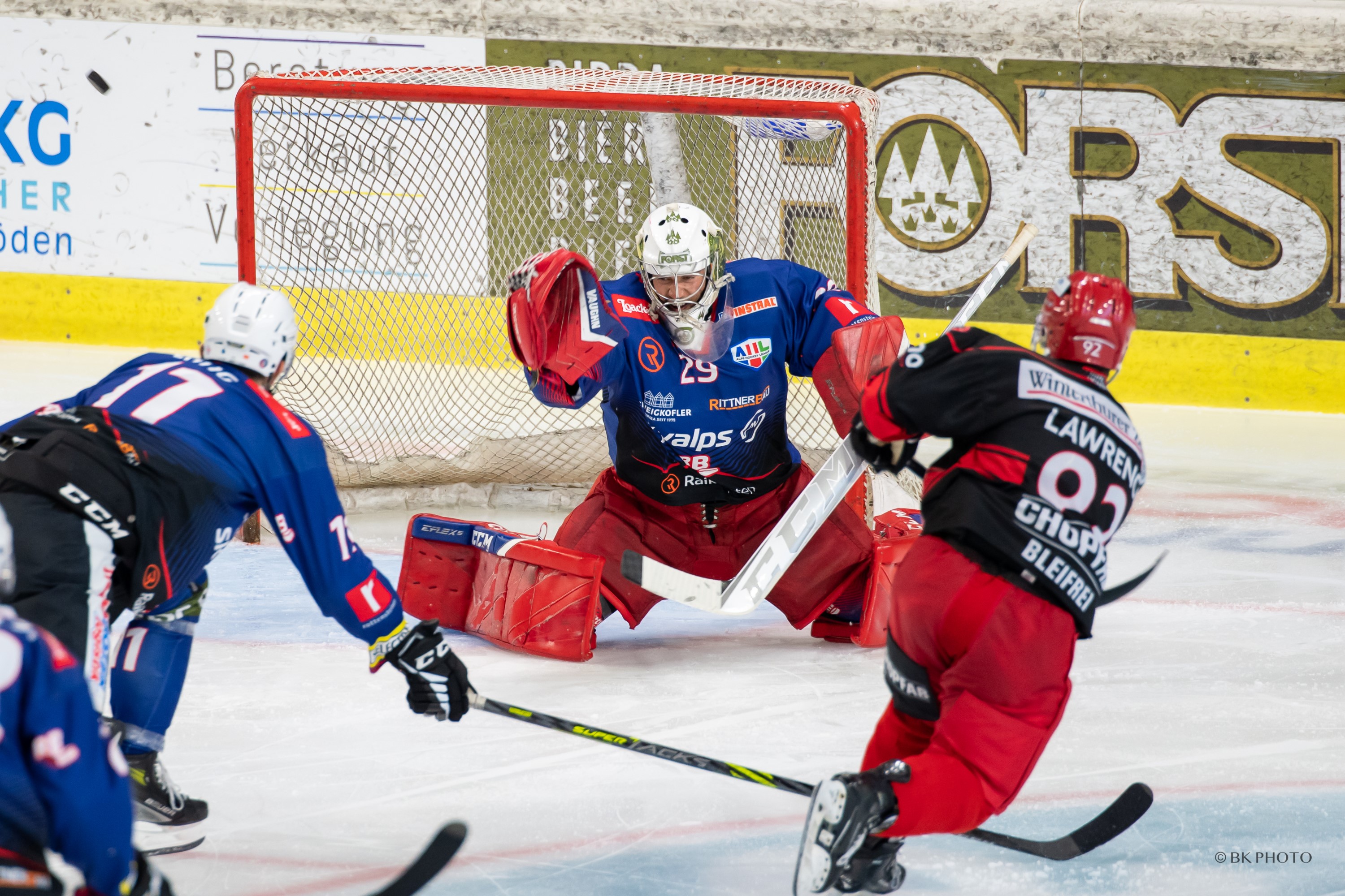 Lang Michael Furlong Colin Lawrence Yoshua Rittner Buam SkyAlps-EHC Winterthur Credits Kevin Baumgartner HC Meran