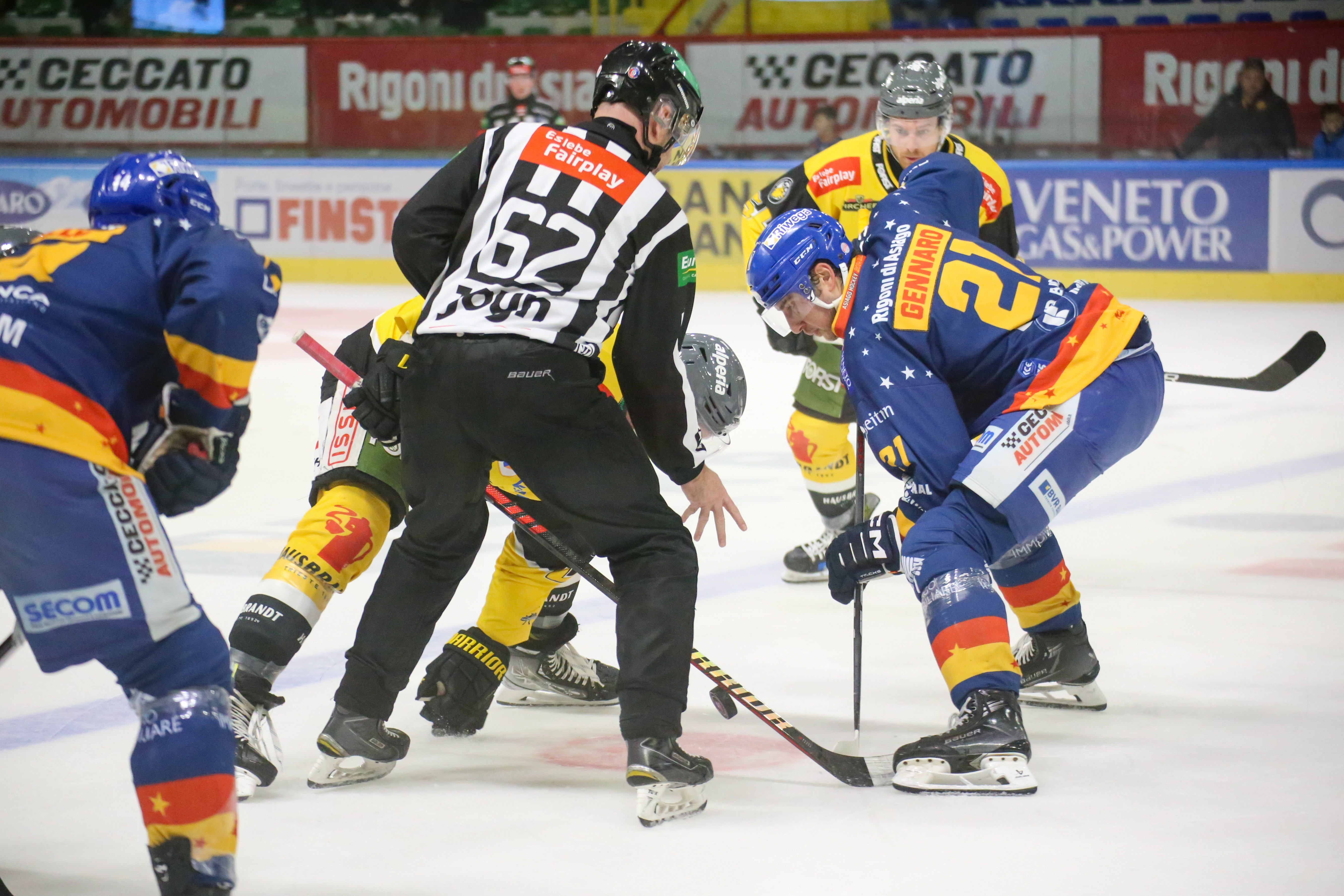 PH-ASIAGOHOCKEY-Faceoff (1)