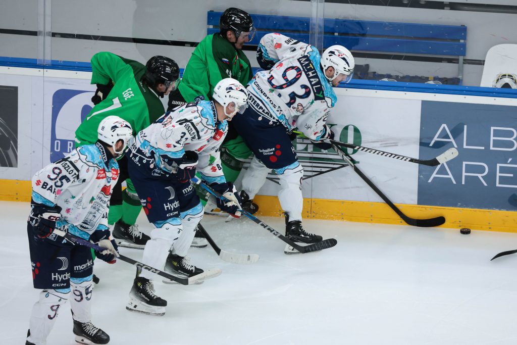 PH-FEHERVARAV19-Action-photo (13)
