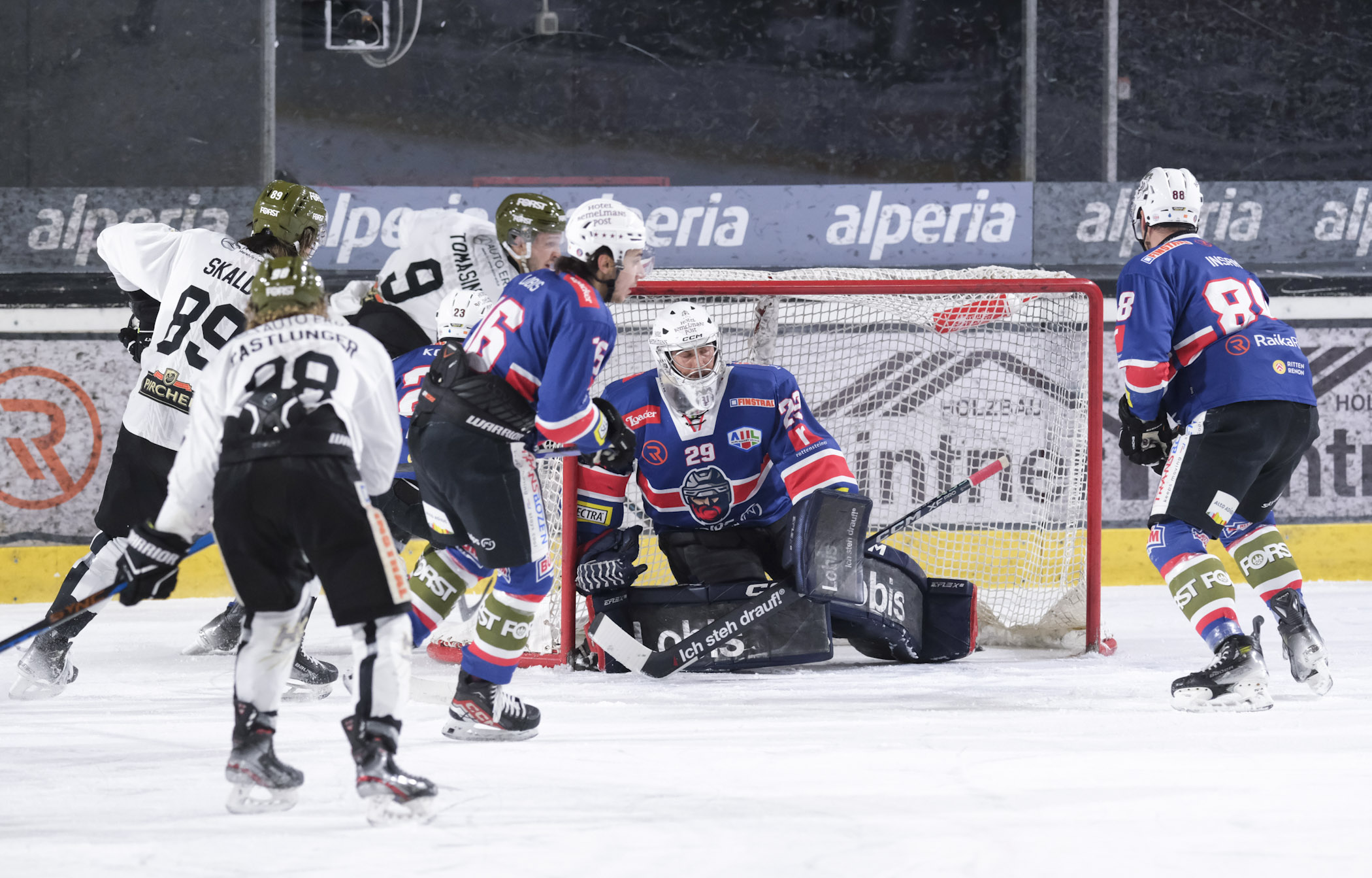 Skalde_Tomasini_Lobis_Furlong_Insam__RB-Meran_Credits_Max_Pattis
