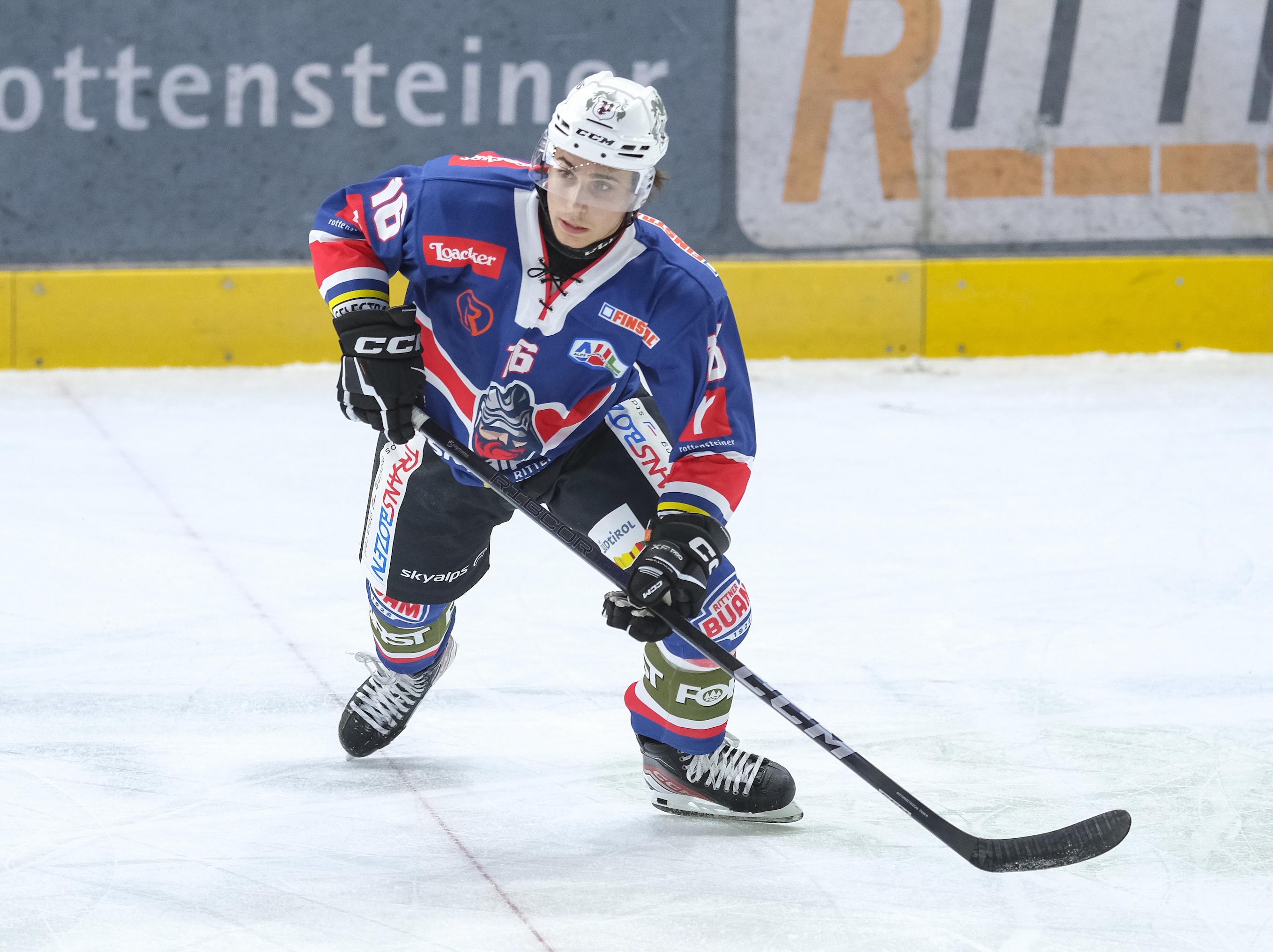 ICE HOCKEY 2024/25