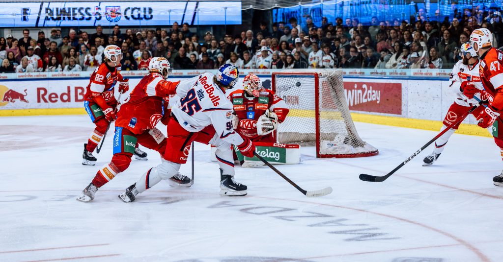 SALZBURG, AUSTRIA - SEPTEMBER 14: Lukas Hoerl of EC Red Bull Salzburg during the win2day ICE Hockey League game EC Red Bull Salzburg vs. KAC on September 14, 2025 in Salzburg, Austria. Photo by Gintare Karpaviciute - EC Red Bull Salzburg