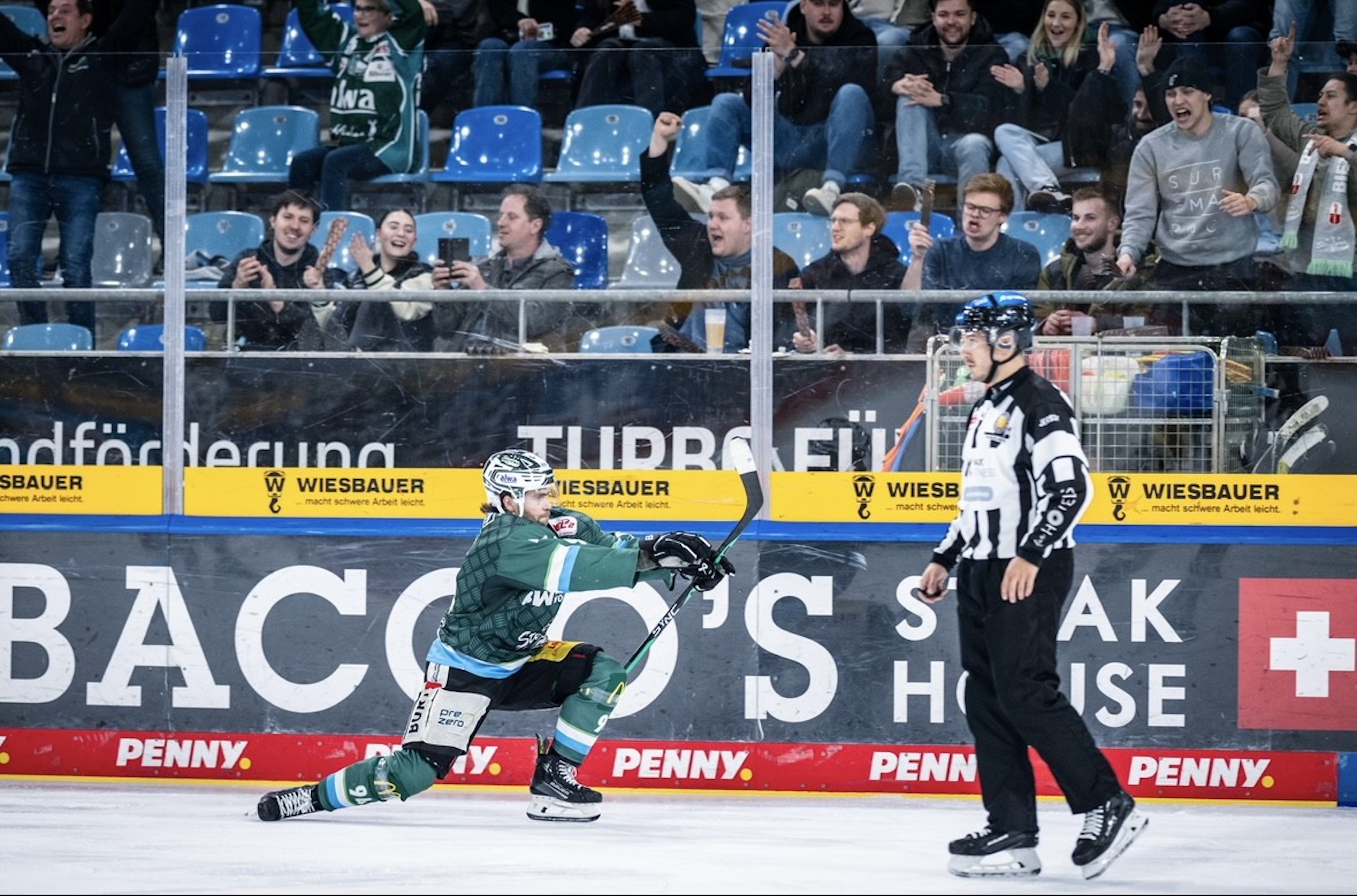 Welychka_Brett_3_Rittner_Buam_SkyAlps_Credits_Bietigheim_Steelers