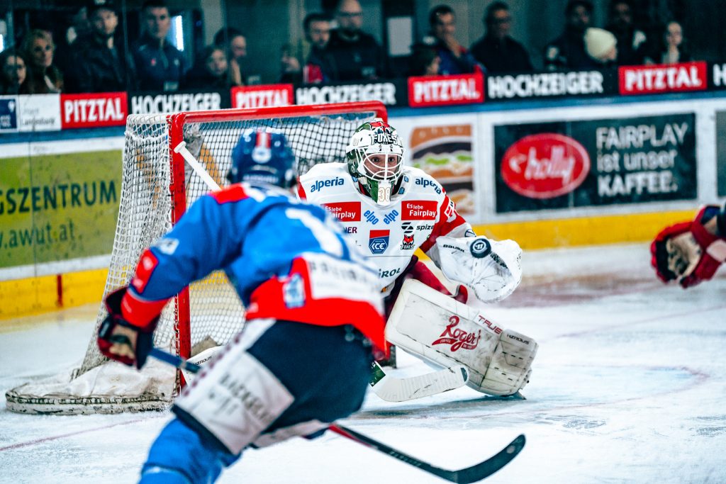 win2day ICE Hockey League , HC TIWAG Innsbruck vs. HCB Südtirol Alperia