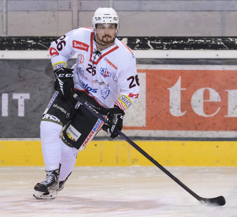 Nicky Rittner HockeyWords » A Jesenice i Rittner Buam SkyAlps non arrivano all’uva